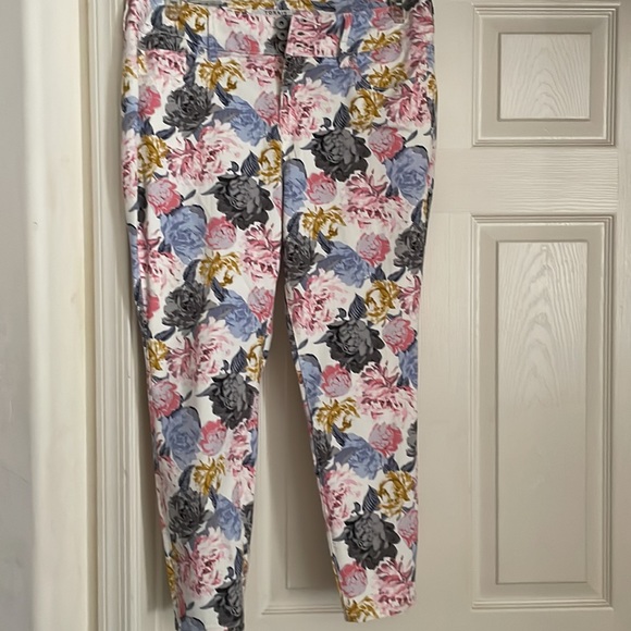 NWT torrid flower jean jeggings 14Short - Picture 1 of 10